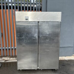 Used Electrolux RE4142FRG 1430 Litre Double Door Fridge